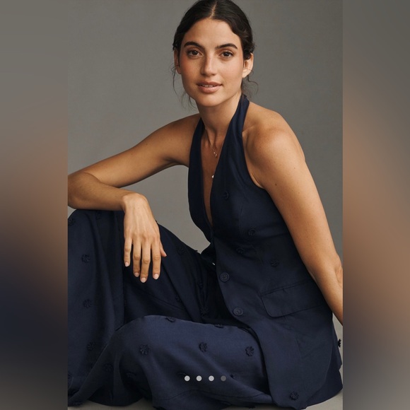 2 pieces Linen Blend Halter Vest + Tailored Linen Blend Embellished Trousers - Picture 2 of 16